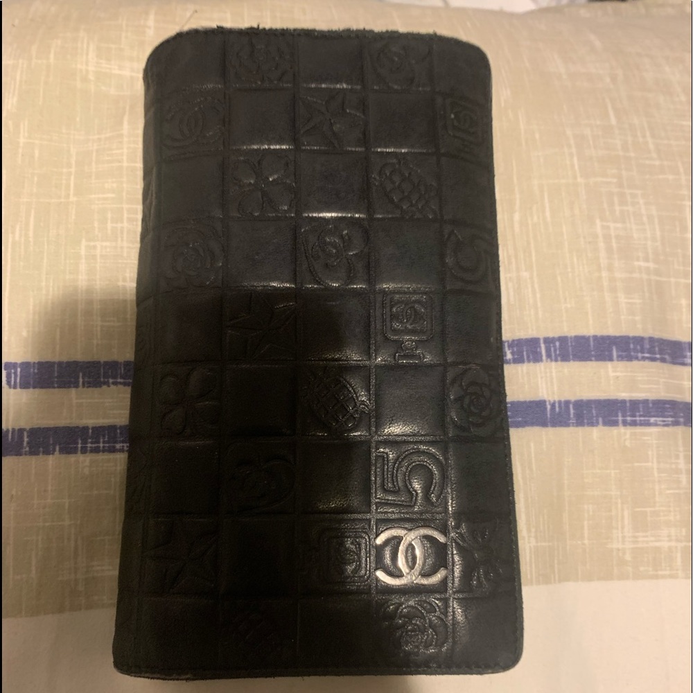 Authentic Chanel wallet